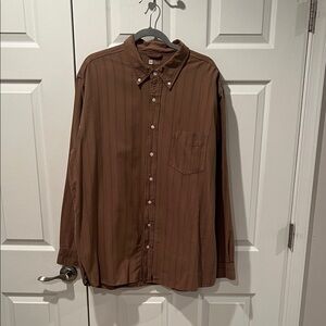 GAP Men's Chocolate Brown Casual Button-Down Shirt